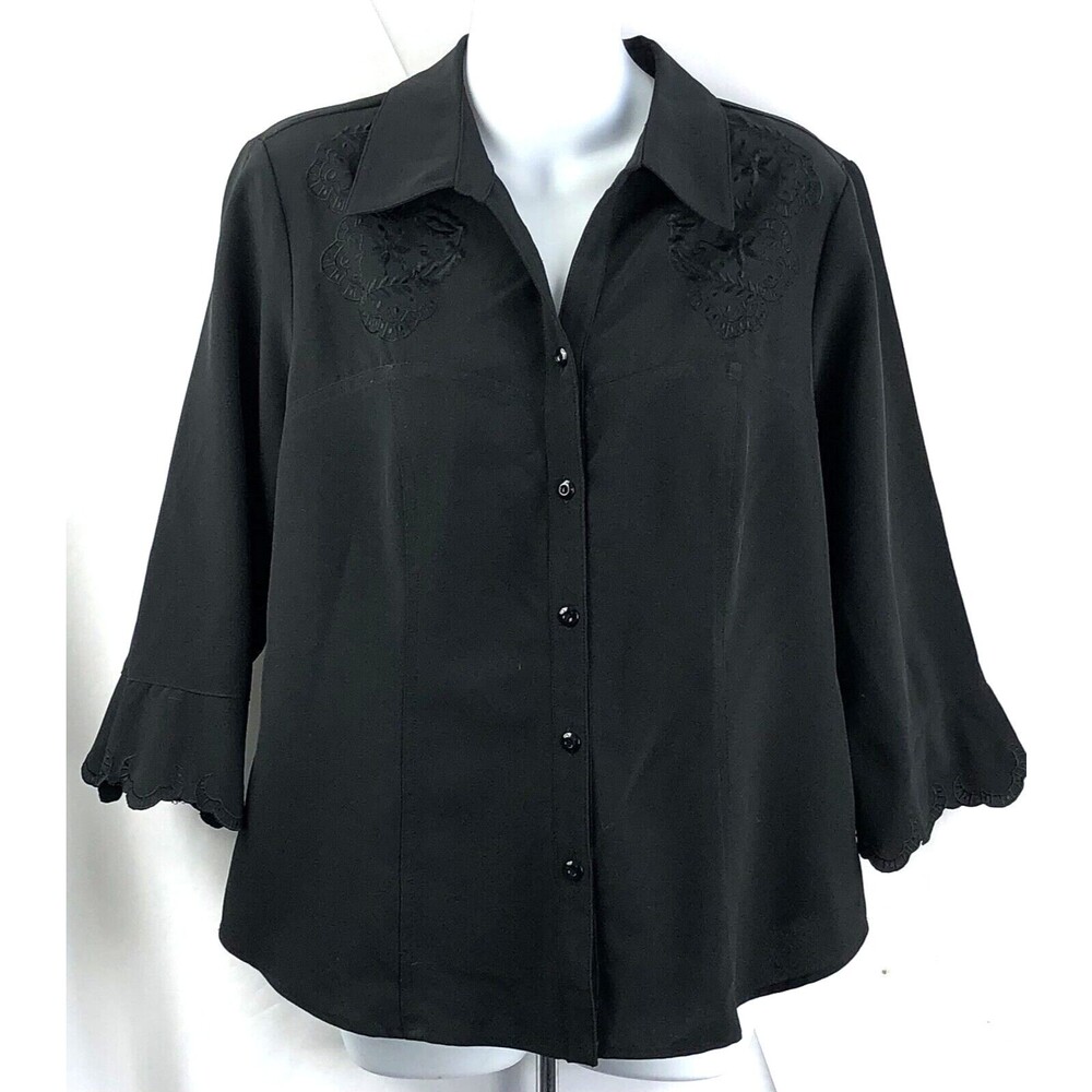 Covington Top Blouse M Black Embroidered Scalloped Flare 3/4 Sleeve Button Up